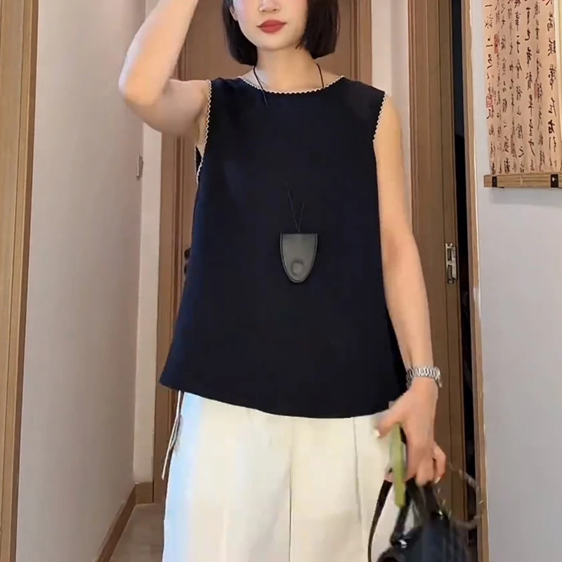 韩版后背镂空设计感时尚黑色圆领无袖小衫女2025夏季胖MM上衣T恤