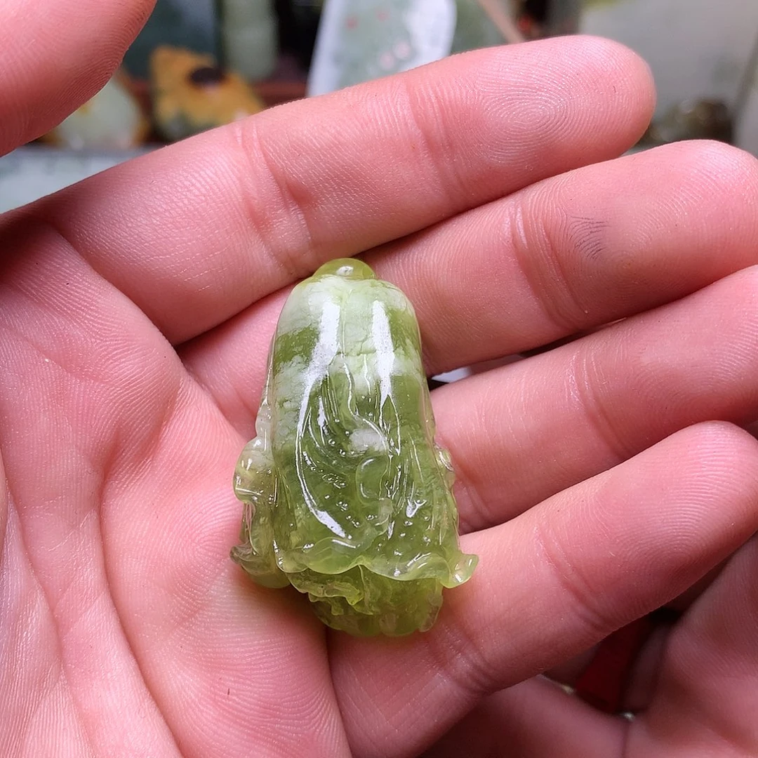 岫玉颈饰未镶嵌岫玉