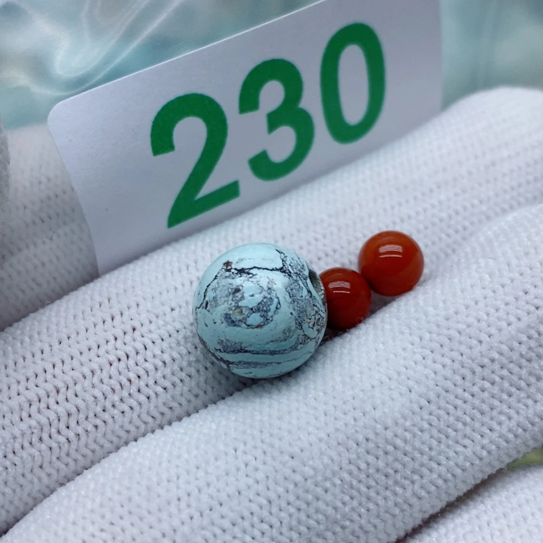 南红玛瑙未镶嵌珠宝奇石