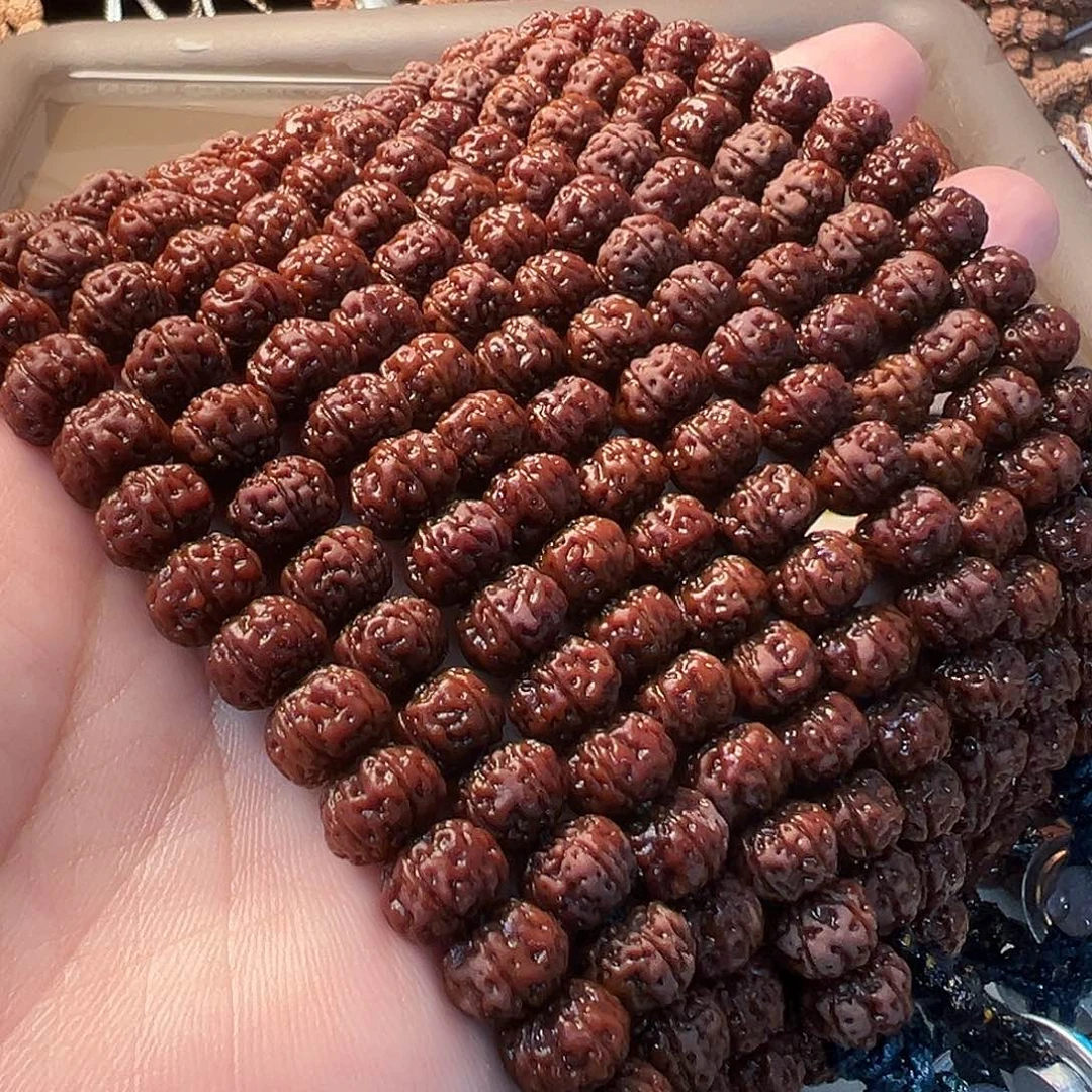 金刚菩提吊坠老树王手持10