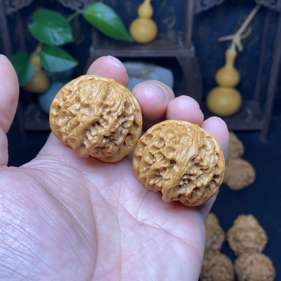 文玩核桃吊坠蒲*龄39苹果