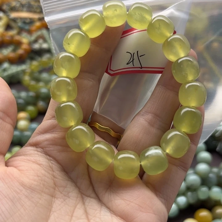 未镶嵌蛇纹石玉手链