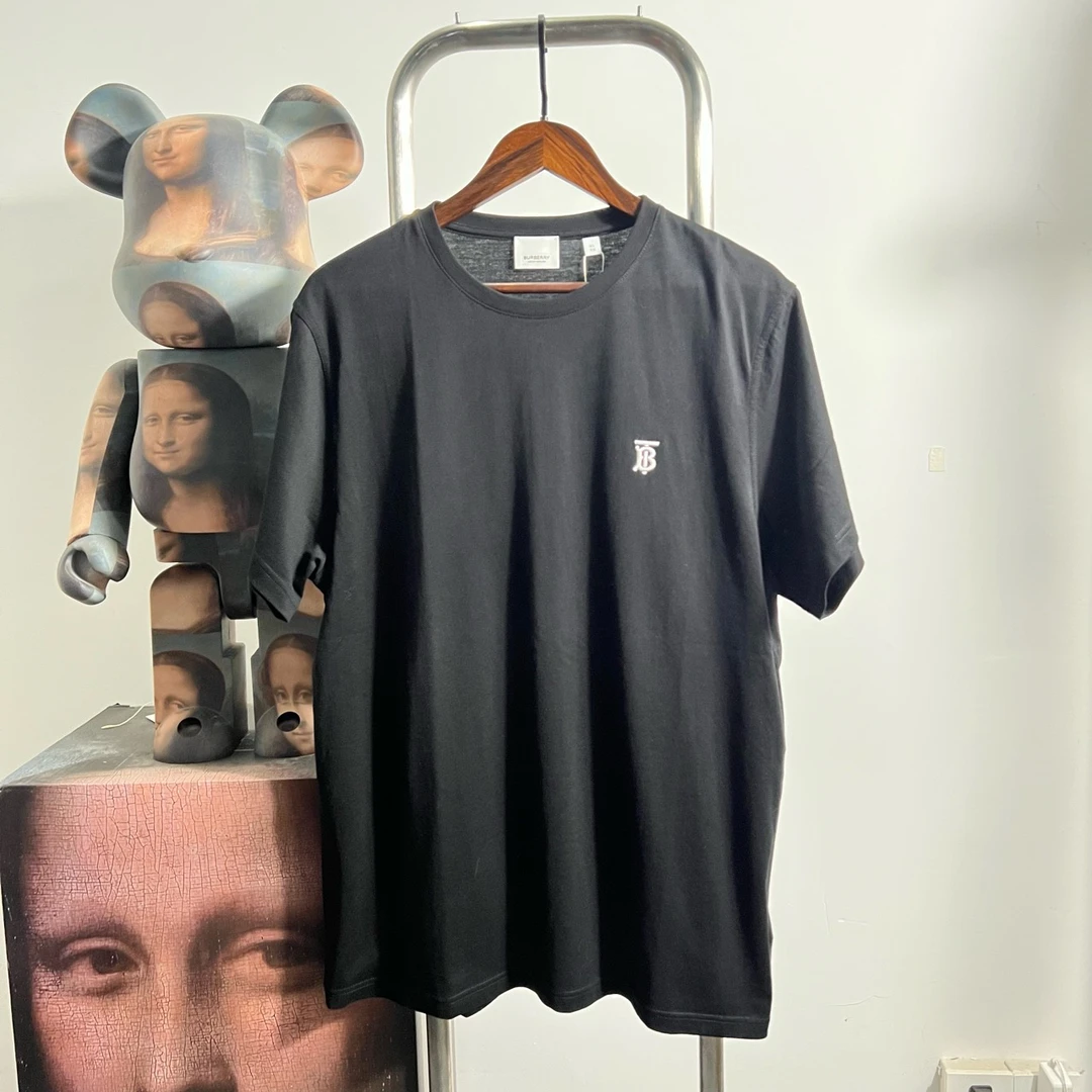 99新 BURBERRY/博柏利 短袖 p2130 尺码：L 衣长74 胸围114编码2