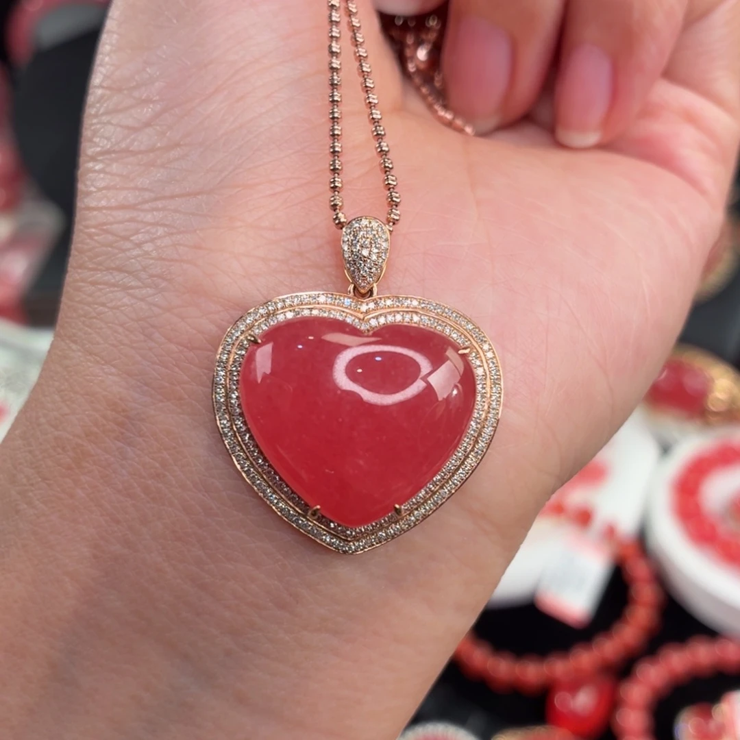 菱锰矿（红纹石）18K金镶嵌吊坠(不含链)经典爱心