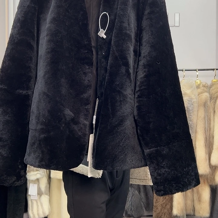 秦****恒玖新款女装外套416