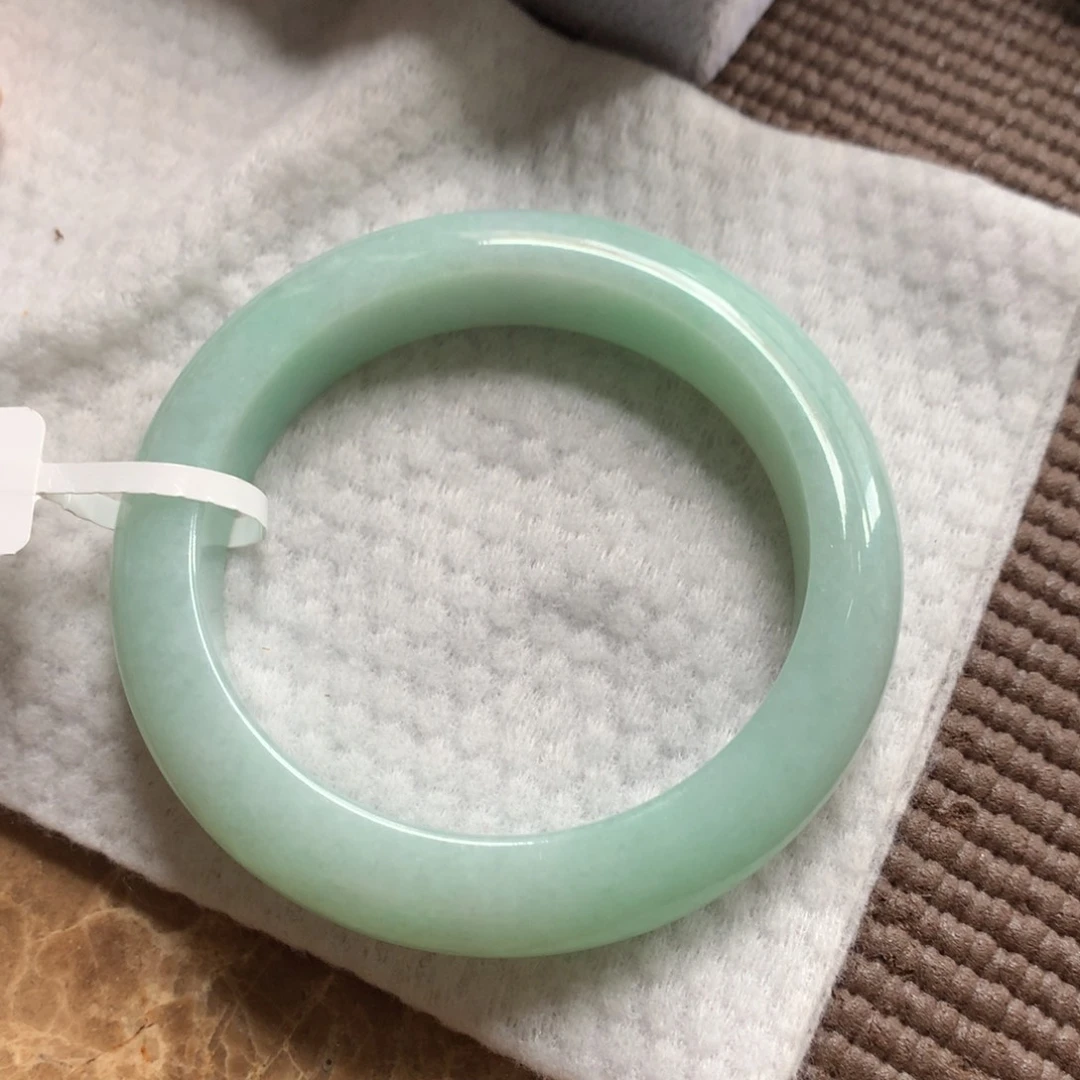 翡翠手镯未镶嵌3号
