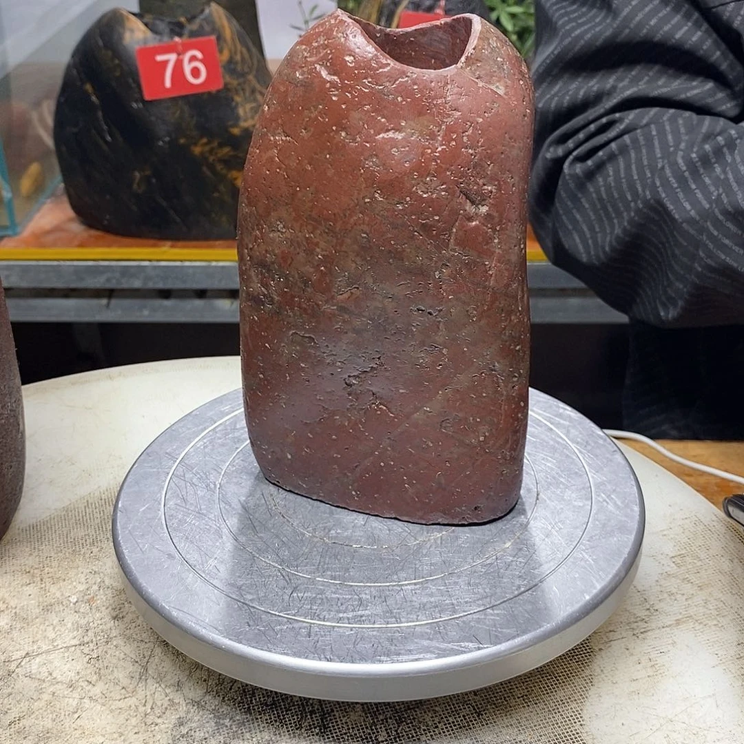 E***e石头花瓶非常漂亮哦