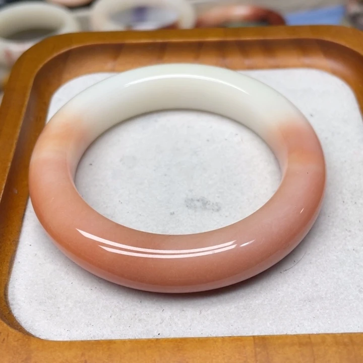 石英质玉未镶嵌珠宝半成品54口径