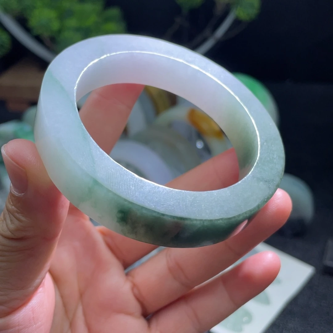 未镶嵌不退不换定制翡翠