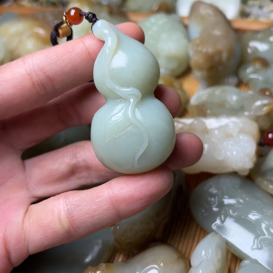 和田玉吊坠(不含链)未镶嵌用****3