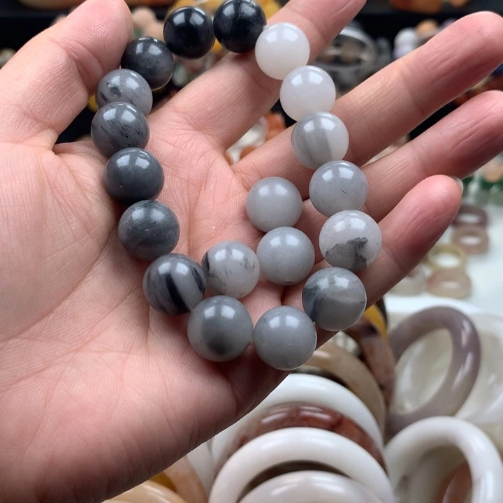 石英质玉手链未镶嵌