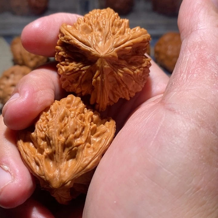 X***x文玩核桃吊坠核桃