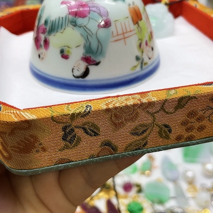 喜***好青花手绘小主人杯子