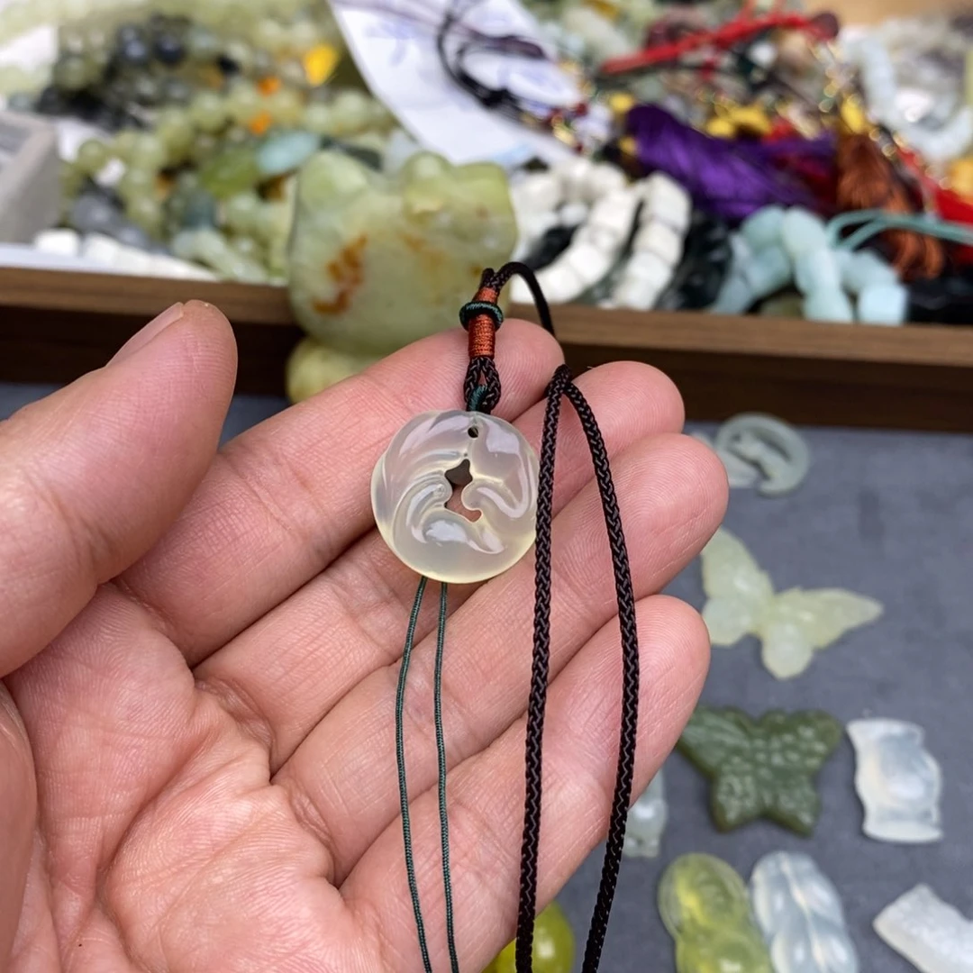 岫玉纯天然岫玉挂件戒指微瑕福利未镶嵌?****?