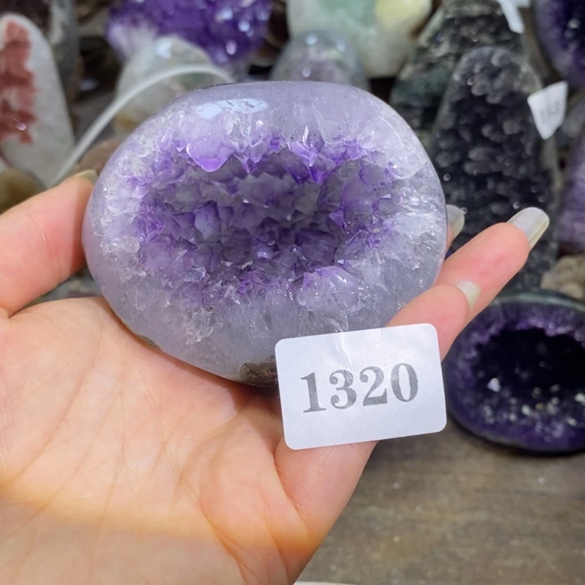 【闪购商品】未镶嵌大型摆件（非配饰）紫晶