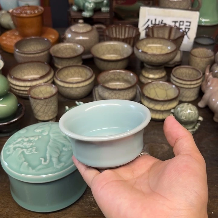 青瓷微瑕浮力特价