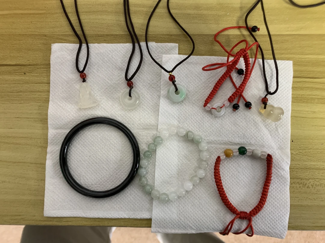 吊坠手绳多样性发其一（有瑕疵，如不要可以联系客服）