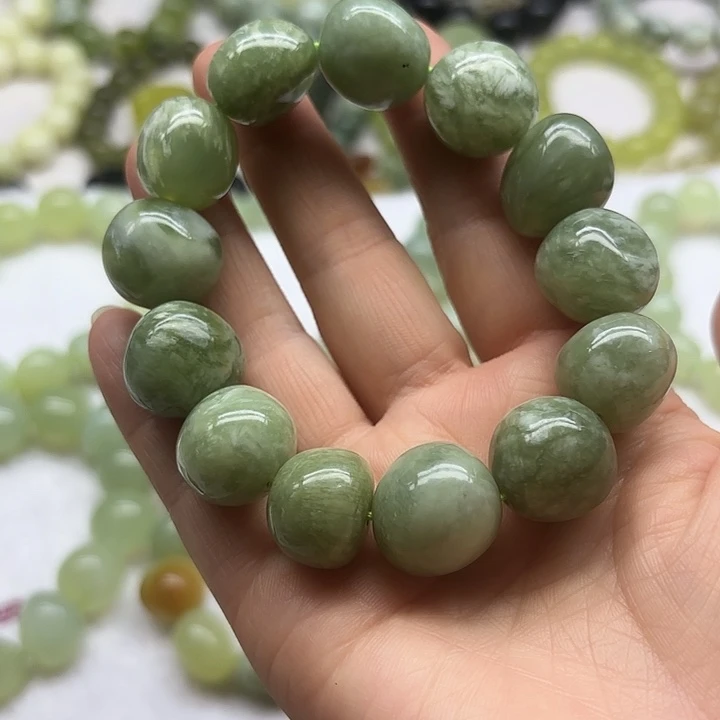 蛇纹石玉手串未镶嵌喜*雪