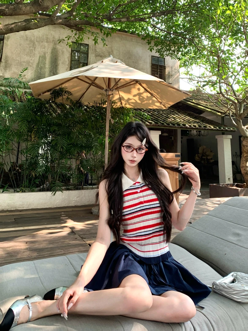 Barb Chill 韩版辣妹少女时尚休闲夏季条纹针织无袖上衣半裙套装