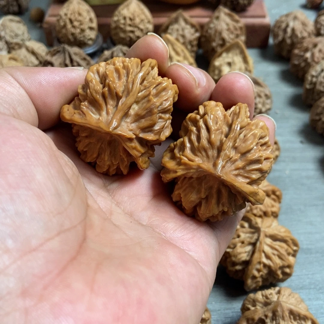 吊坠文玩核桃帝王异型三棱45尺