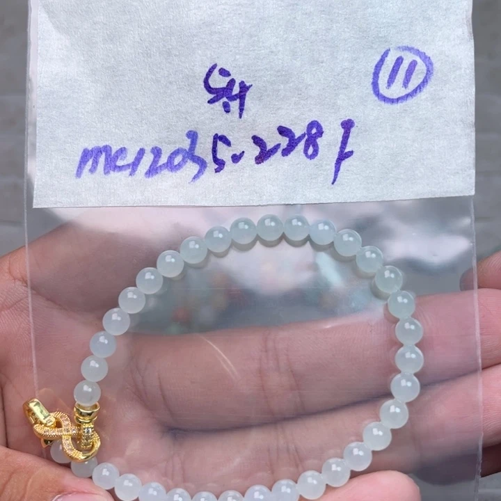 定制翡翠未镶嵌不退不换
