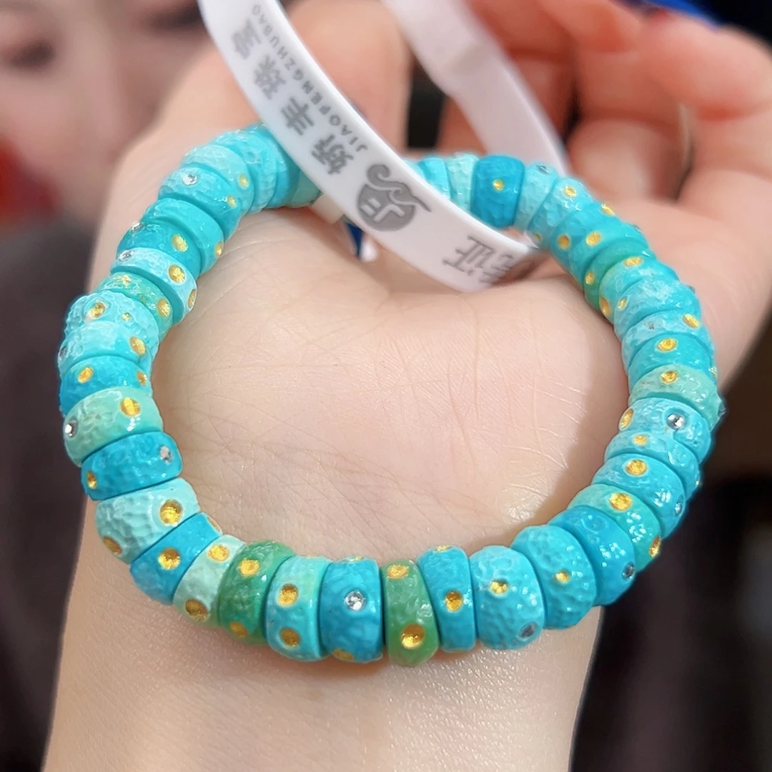 蒜***诺绿松石未镶嵌珠宝奇石