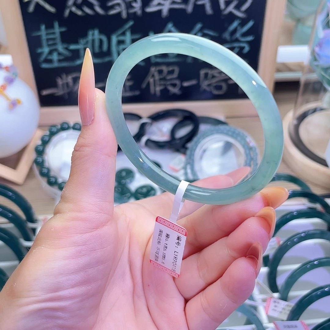 翡翠手镯未镶嵌美人条55-56圈