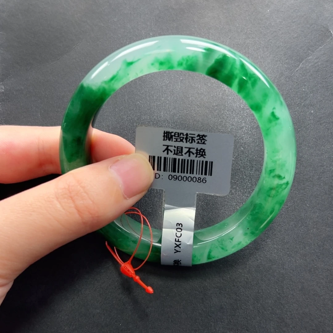 石英质玉未镶嵌手镯+瑶瑶55.0