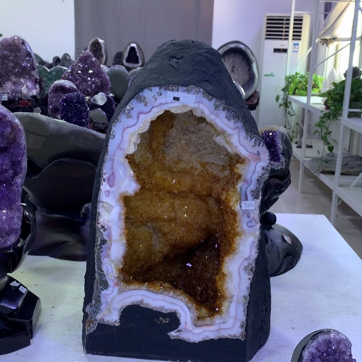 未镶嵌水晶大型摆件（非配饰）