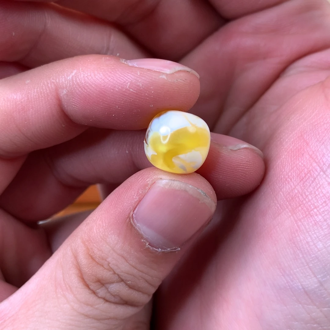 琥珀未镶嵌裸石橘白