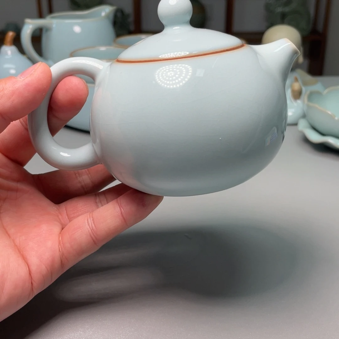 我****瓷天青色瑕张君老师西施壶