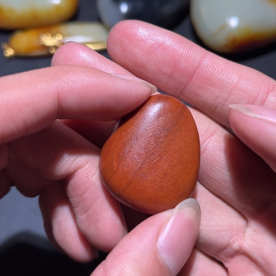 和田玉未镶嵌珠宝奇石