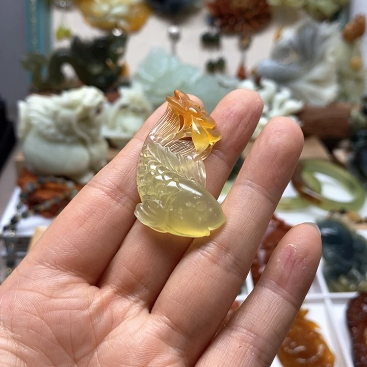 未镶嵌蛇纹石玉颈饰