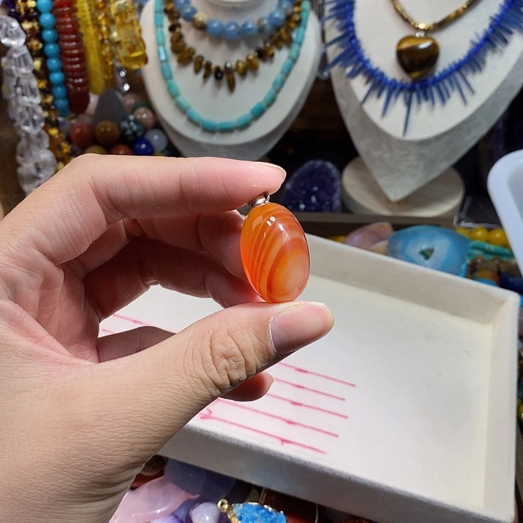 忘****石英质玉未镶嵌，自选，