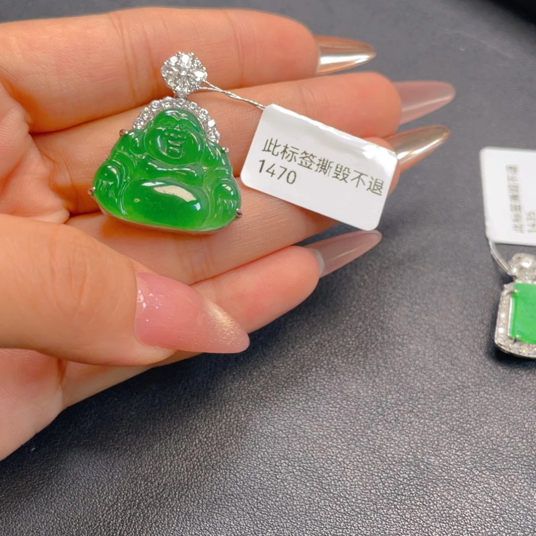 S***a翡翠银S925镶嵌颈饰