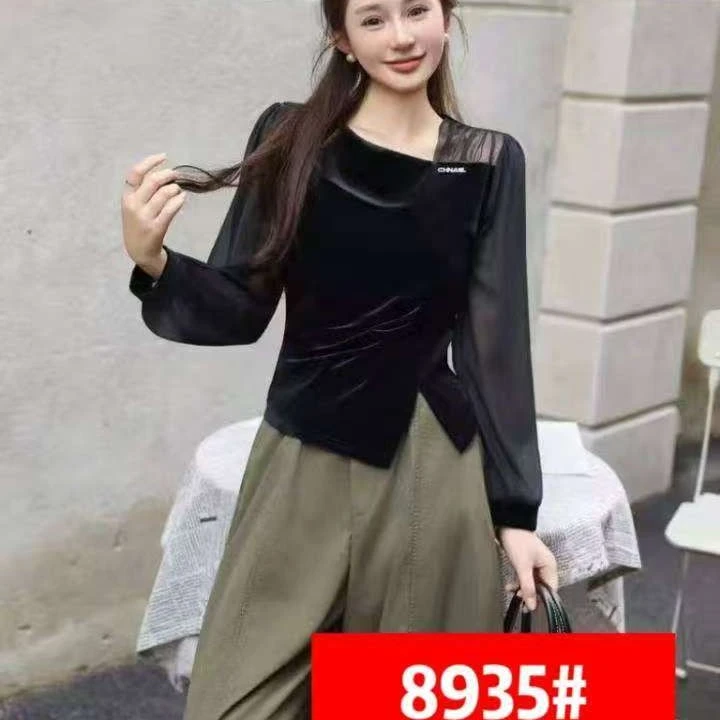 〖铃铛精选〗8935拼金丝绒时尚体恤