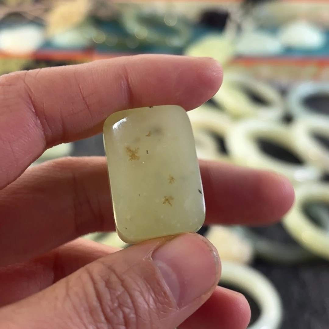 和田玉（糖玉）未镶嵌手链