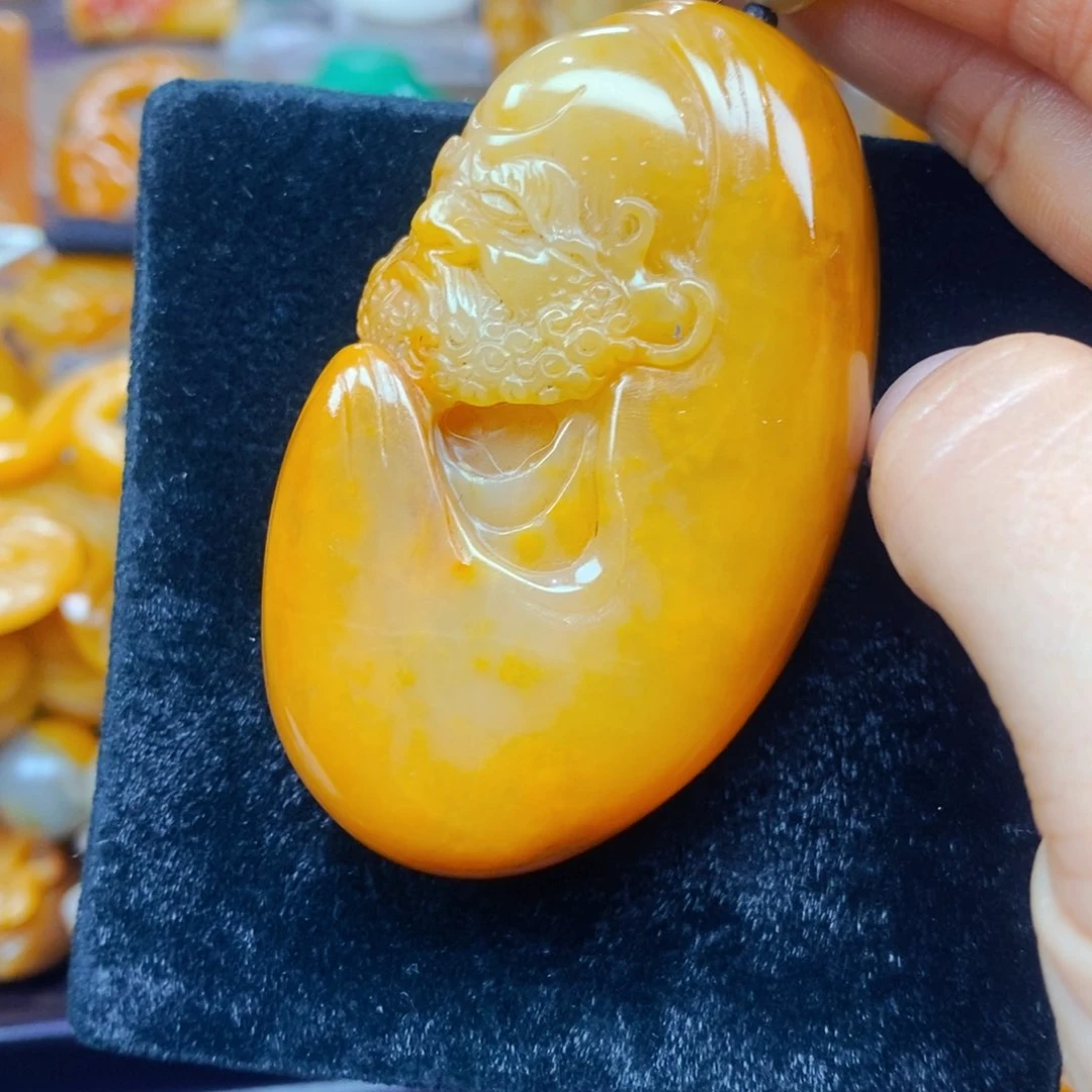 未镶嵌石英质玉（黄龙玉）吊坠(不含链)