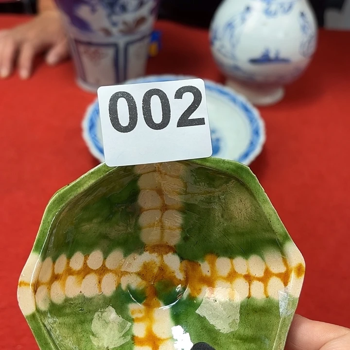 瓷片