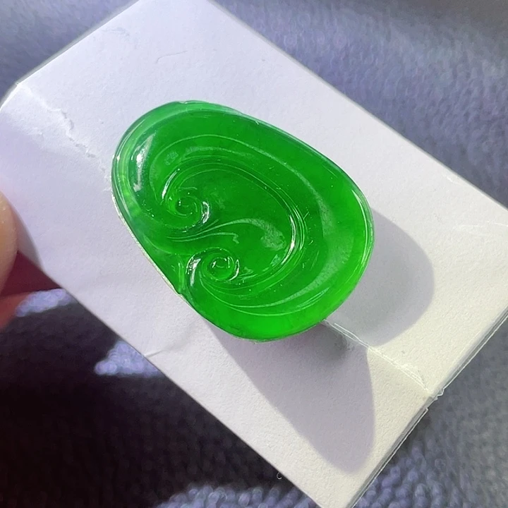 定制翡翠未镶嵌翡翠