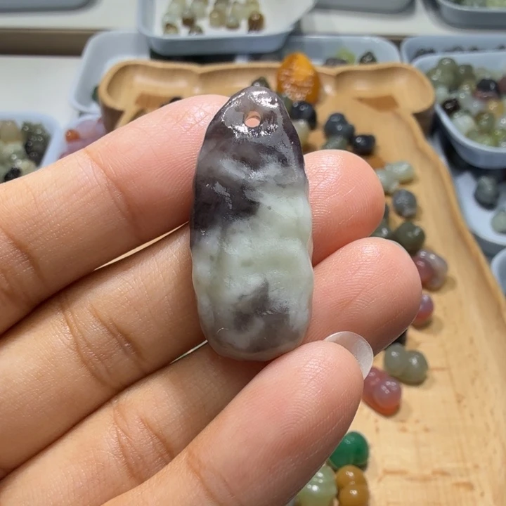 和田玉未镶嵌珠宝半成品