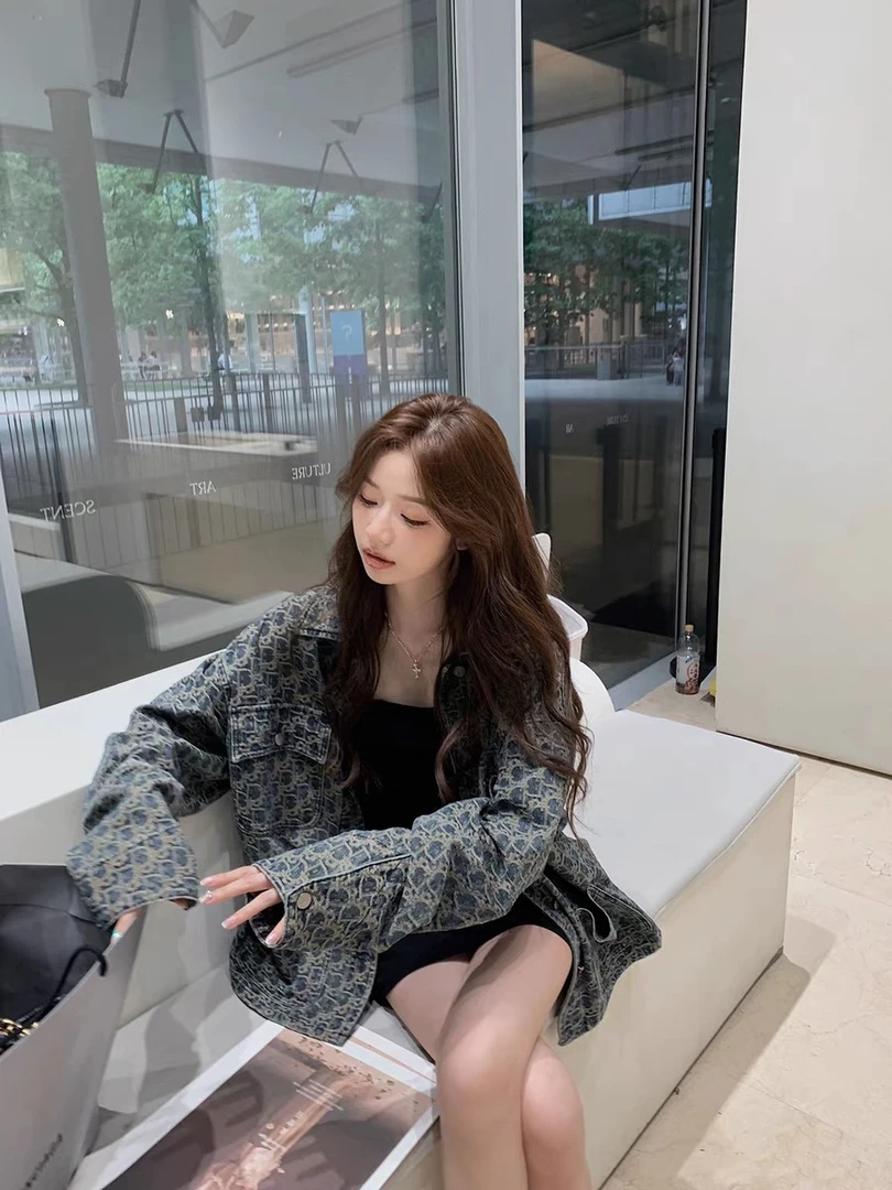 2025春秋新款牛仔外套复古韩版气质女小众设计感休闲宽松显瘦夹克