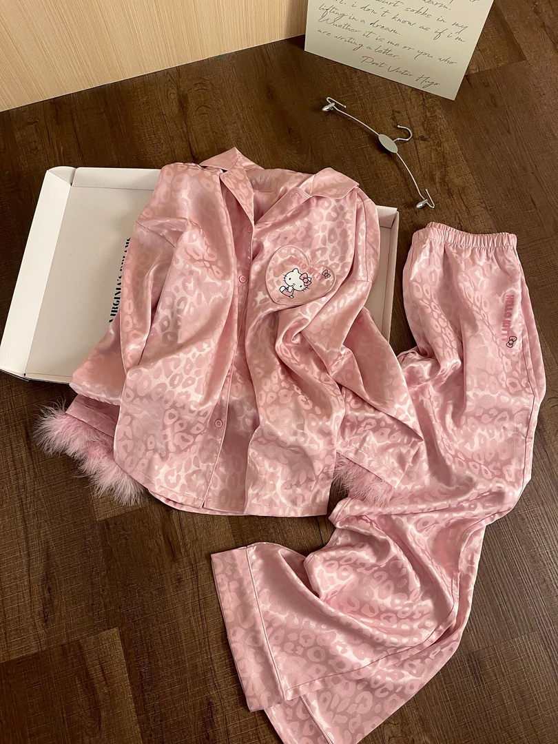 粉嫩减龄凯蒂猫豹纹仙羽袖口睡衣女性感纯欲风早秋爆款新款家居服