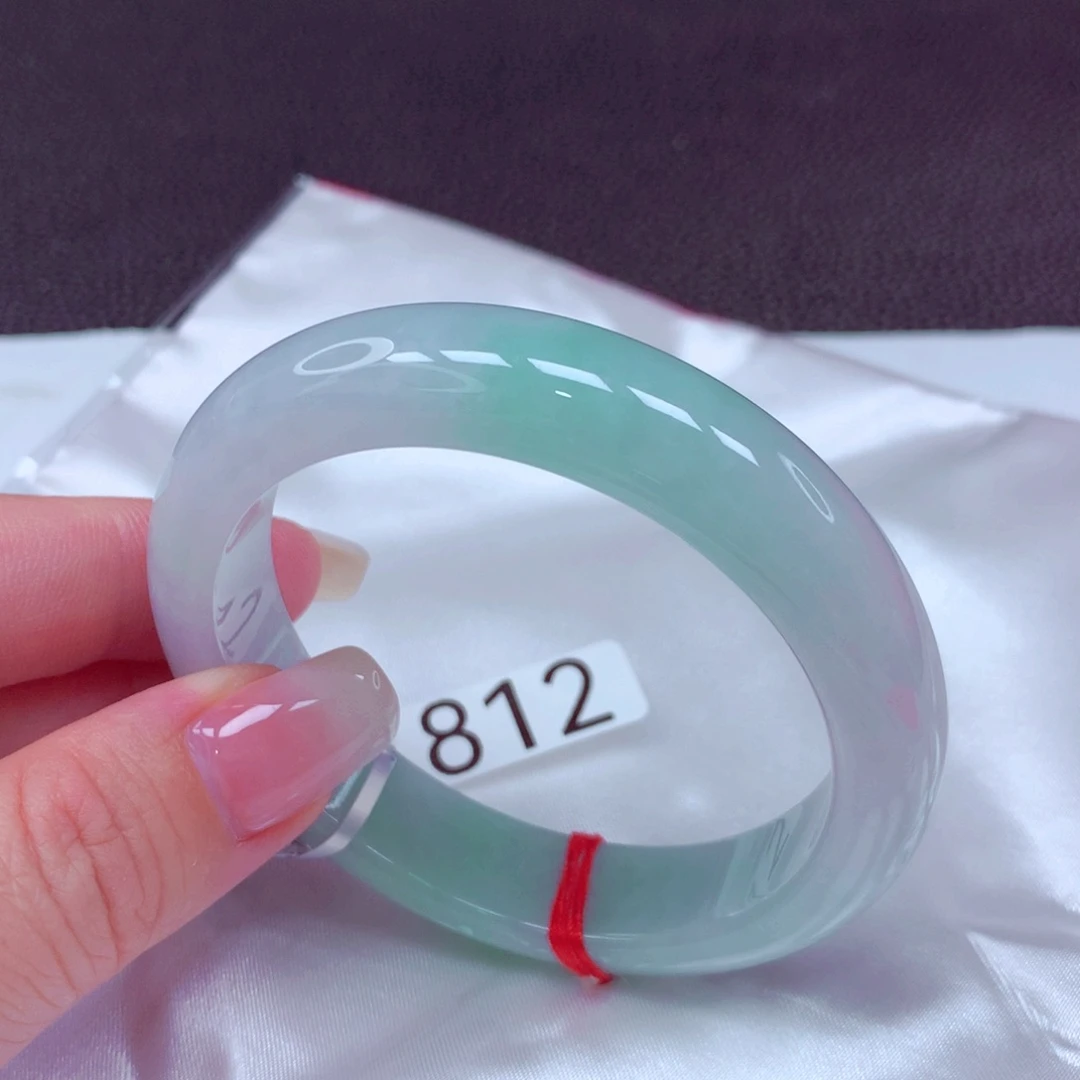 未镶嵌手镯翡翠手镯