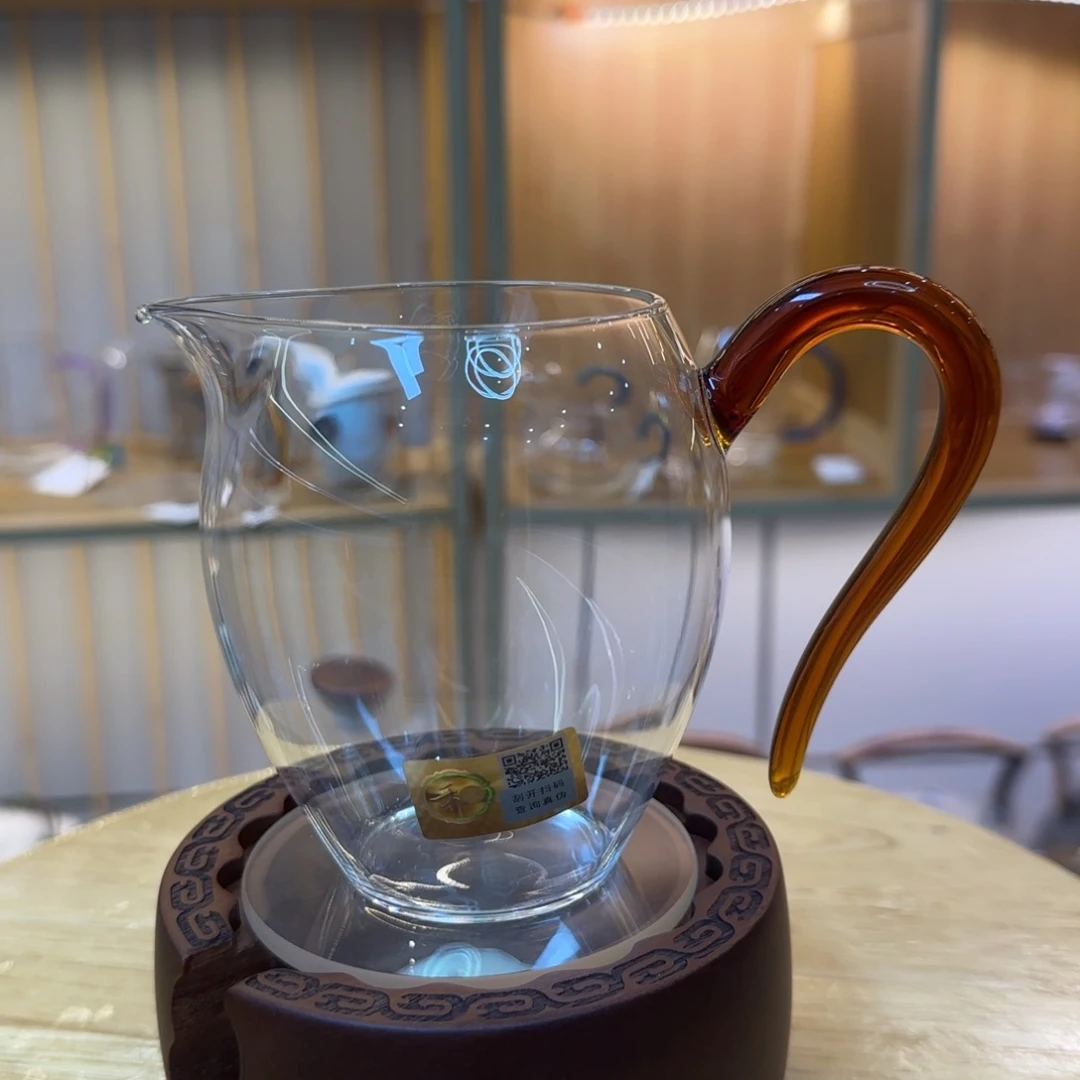 禾器怡然公道杯琥珀色