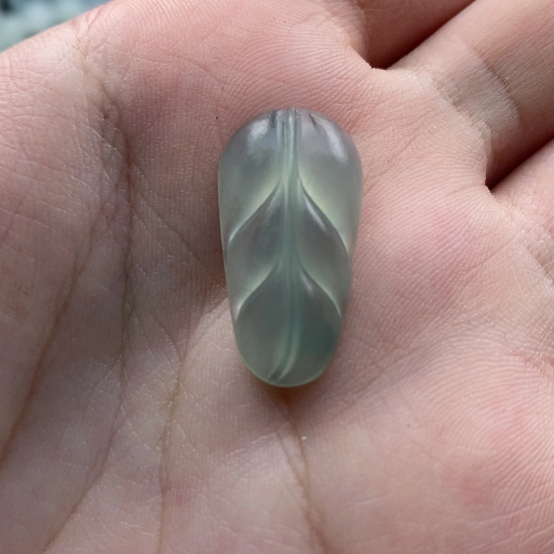 未镶嵌定制翡翠天然缅甸翡翠吊坠