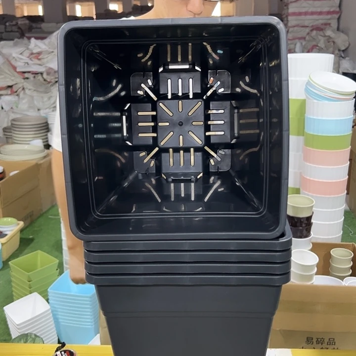 方形口26高28黑色带托10个