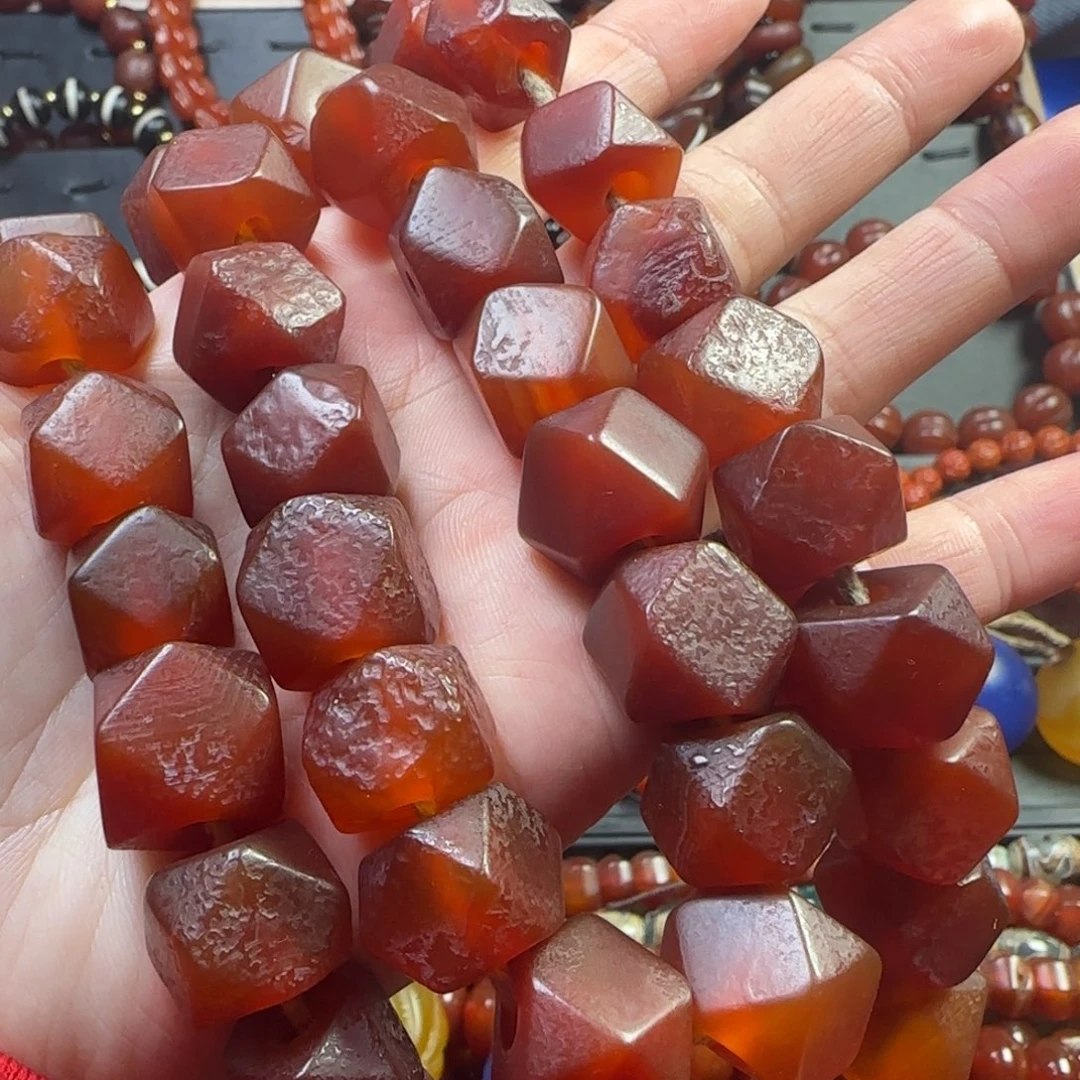 未镶嵌颈饰玛瑙/玉髓