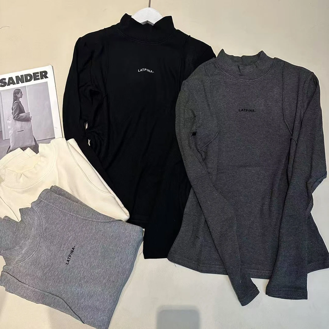 《姚家优麦汇》Y5108冬款半高领时尚百搭长袖显瘦上衣款女