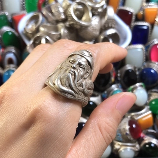 陶瓷合金复古设计风格